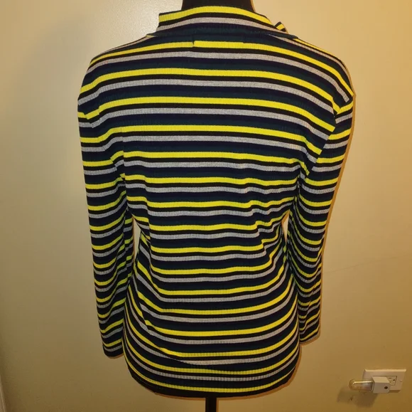Striped Long Sleeve Zip-Up Top - Picture 5 of 10